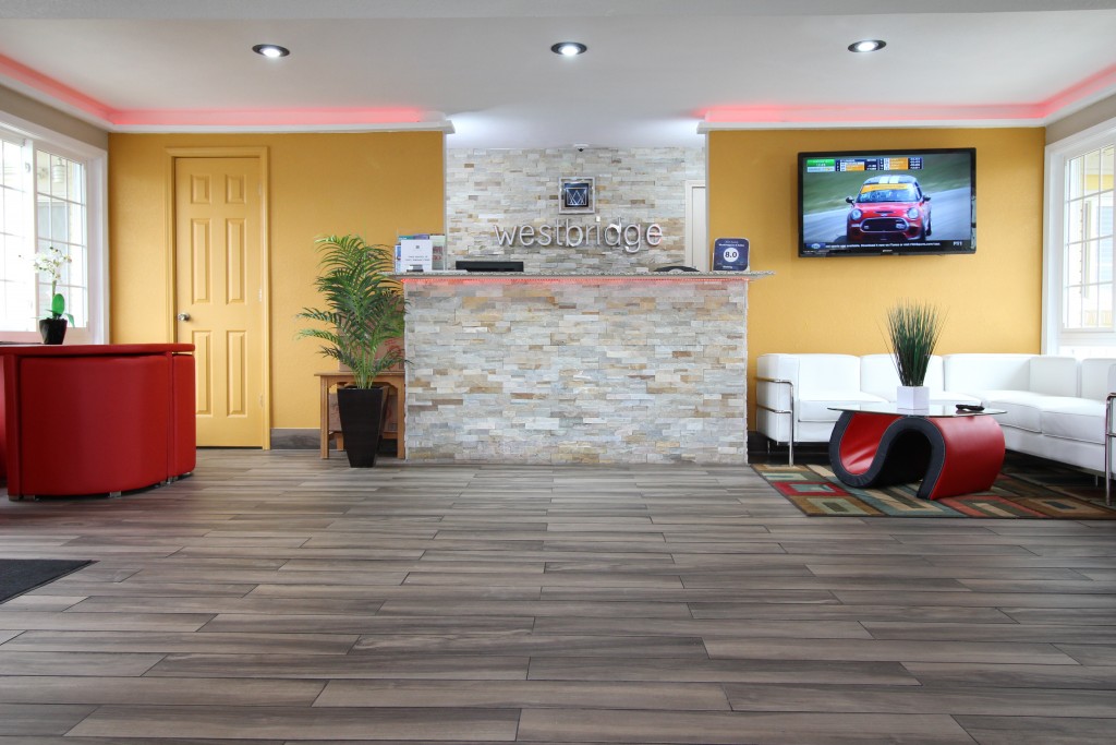 Front desk at Westbridge Inn & Suites, Clinton MO