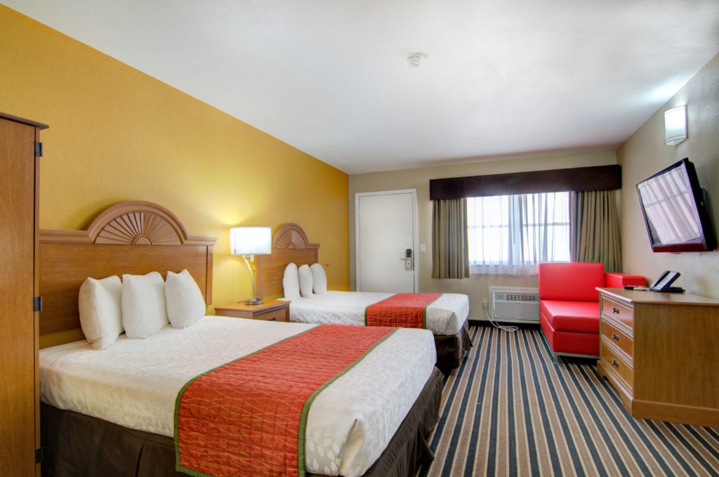 Three-Bedroom Family Suite at Westbridge Inn & Suites